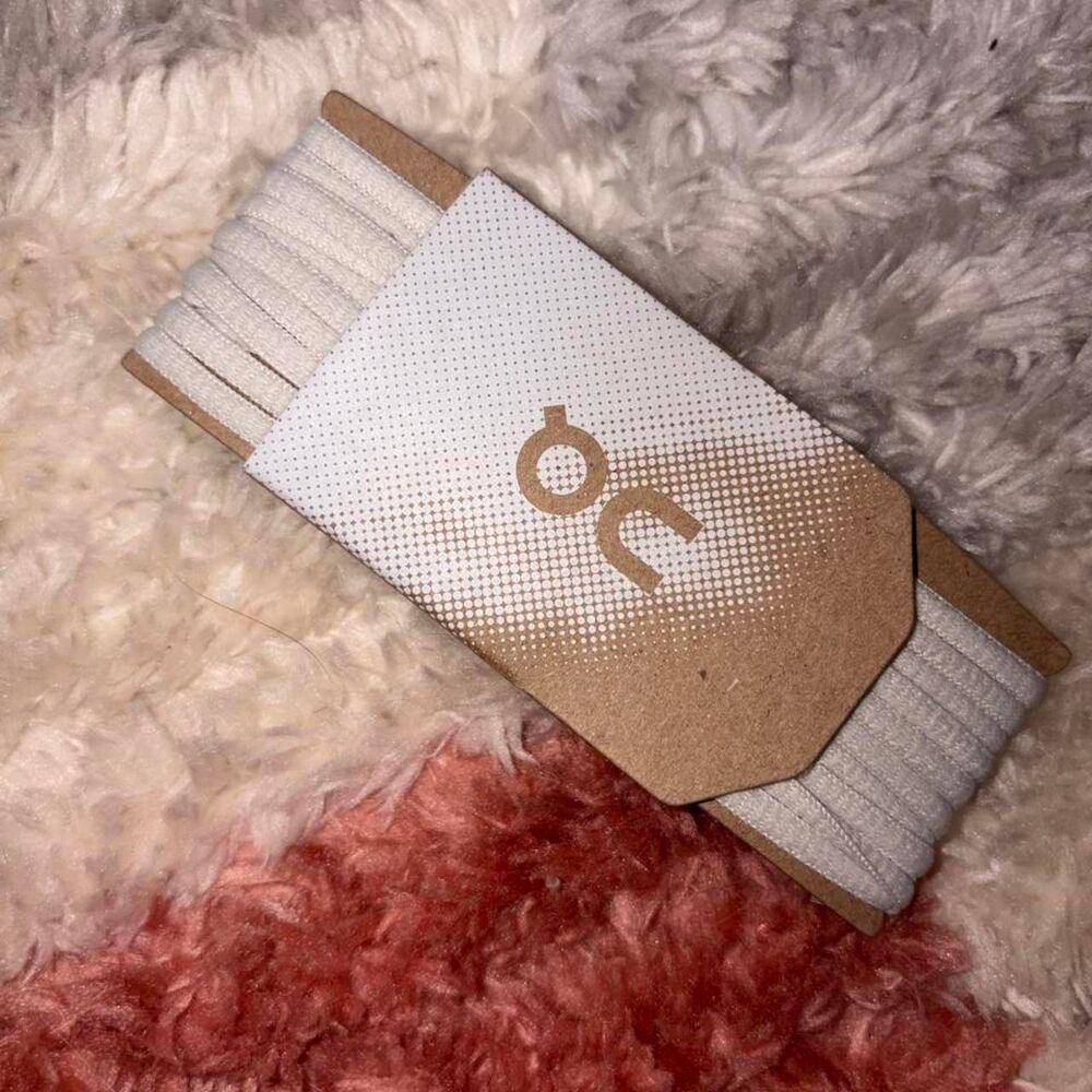 Off-white Men's White and Cream Trainers